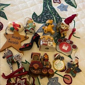 Assorted Holiday Christmas Ornaments Bundle Of 12
